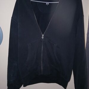 Uniqlo Black Full-Zip Hoodie with Kangaroo Pocket